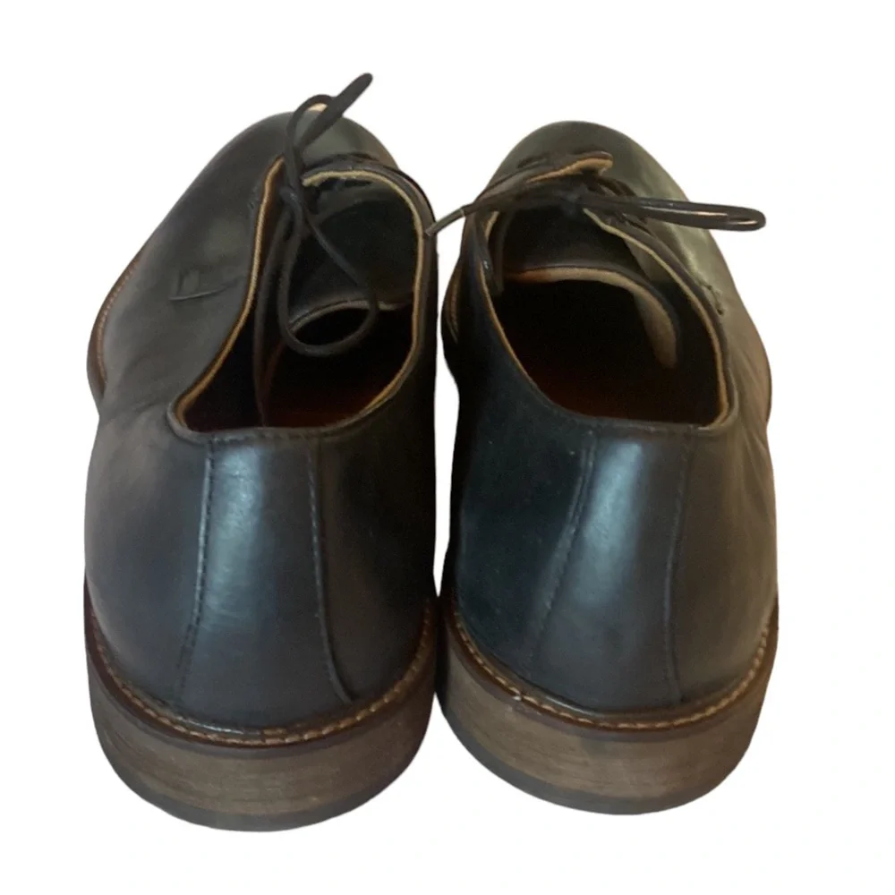 Men’s Austin Grey Collection Leather Dress Shoes in Black Excellent Condition